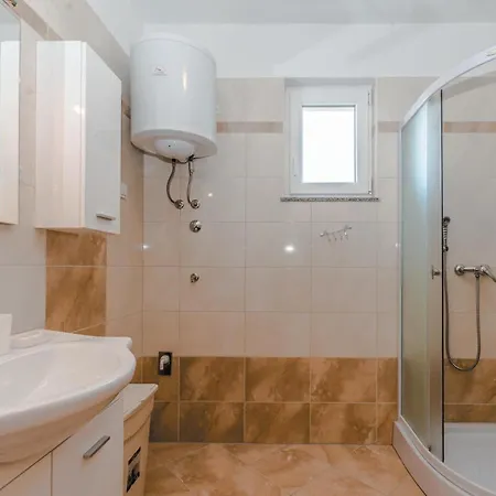Apartament Amazing In With House Sea View Vlašići