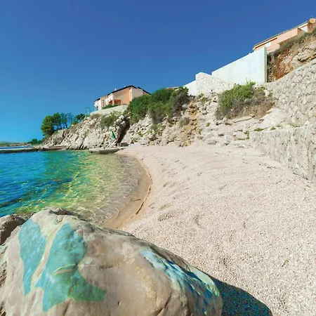 Apartament Amazing In With House Sea View