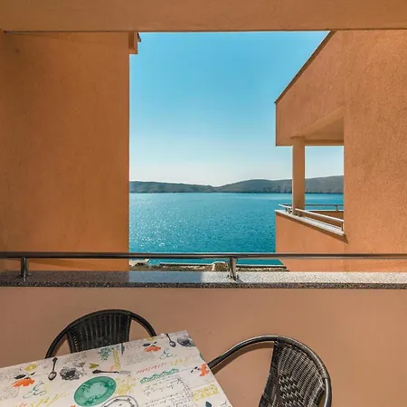 Apartament Amazing In With House Sea View Vlašići