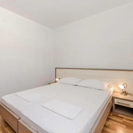 Amazing In With House Sea View Apartament *